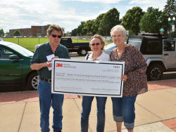 3M Automotive Aftermarkets Division and celebrity sponsor Chip Foose donate an amazing $3,547.50 to Veterans Park from the NSP History Cruze show. The North St. Paul Food Shelf got a likewise donation.  Thank you 3M for your generous donation to our community veterans memories. Thursday, July 25, 2019